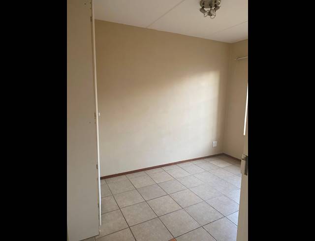 2 BEDROOM APARTMENT BLOCK FOR SALE IN THERESAPARK